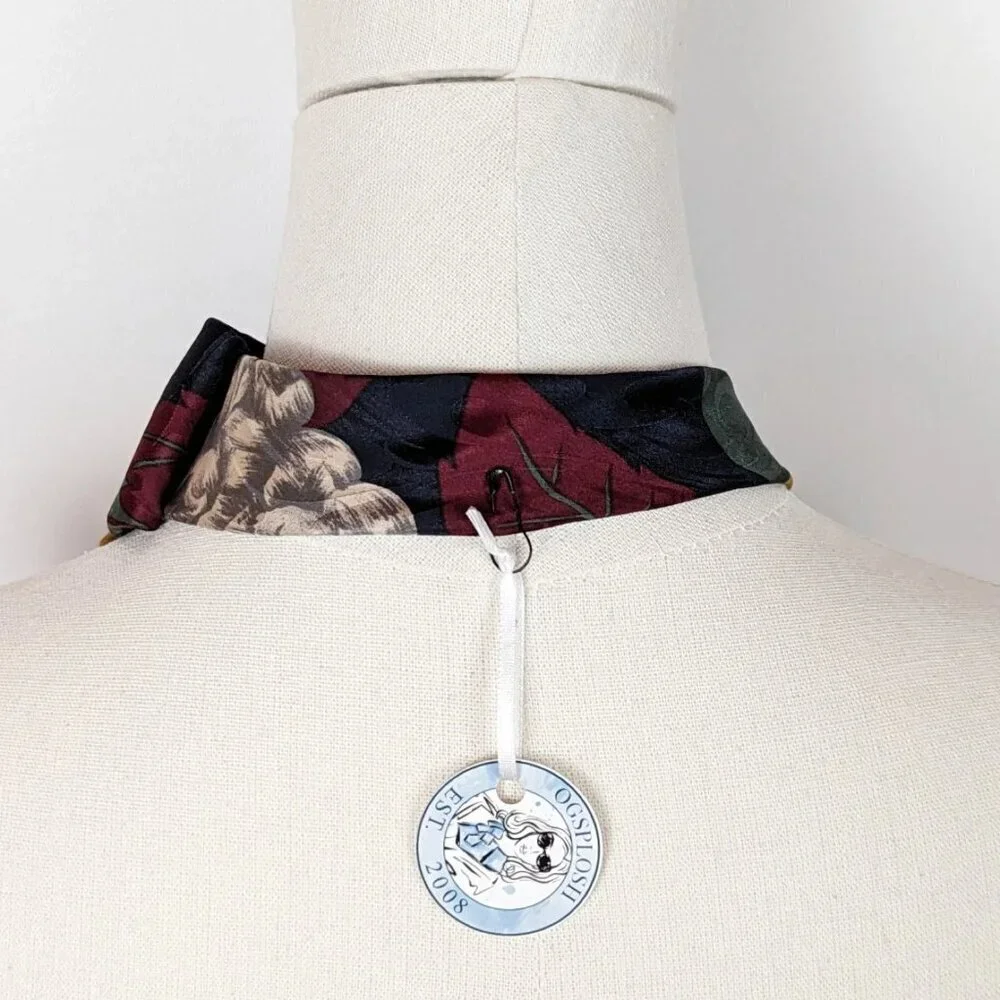 BNWT Ogsplosh Women's Fall Ascot Scarf Size Medium